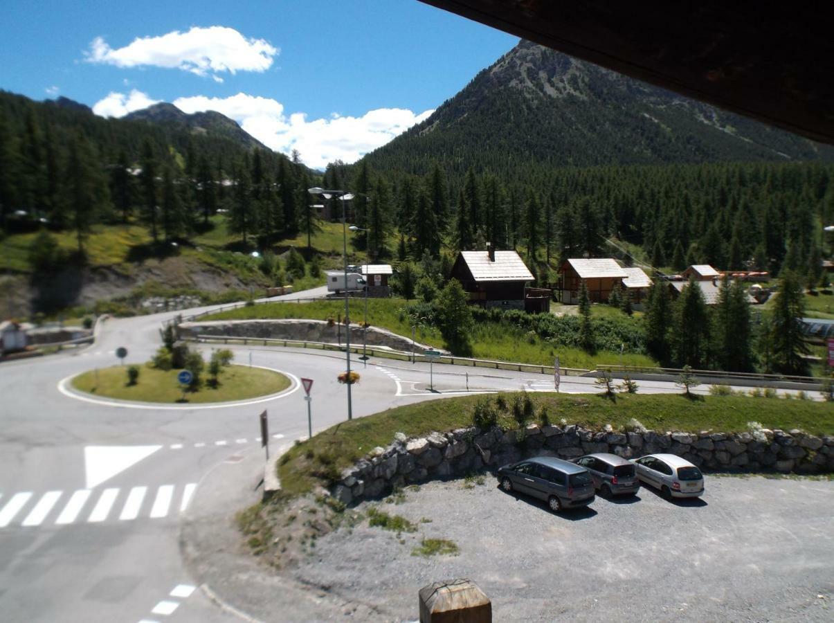 Appartement Montgenevre Proche Pistes Екстериор снимка